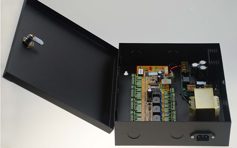 門禁控製盒（hé）