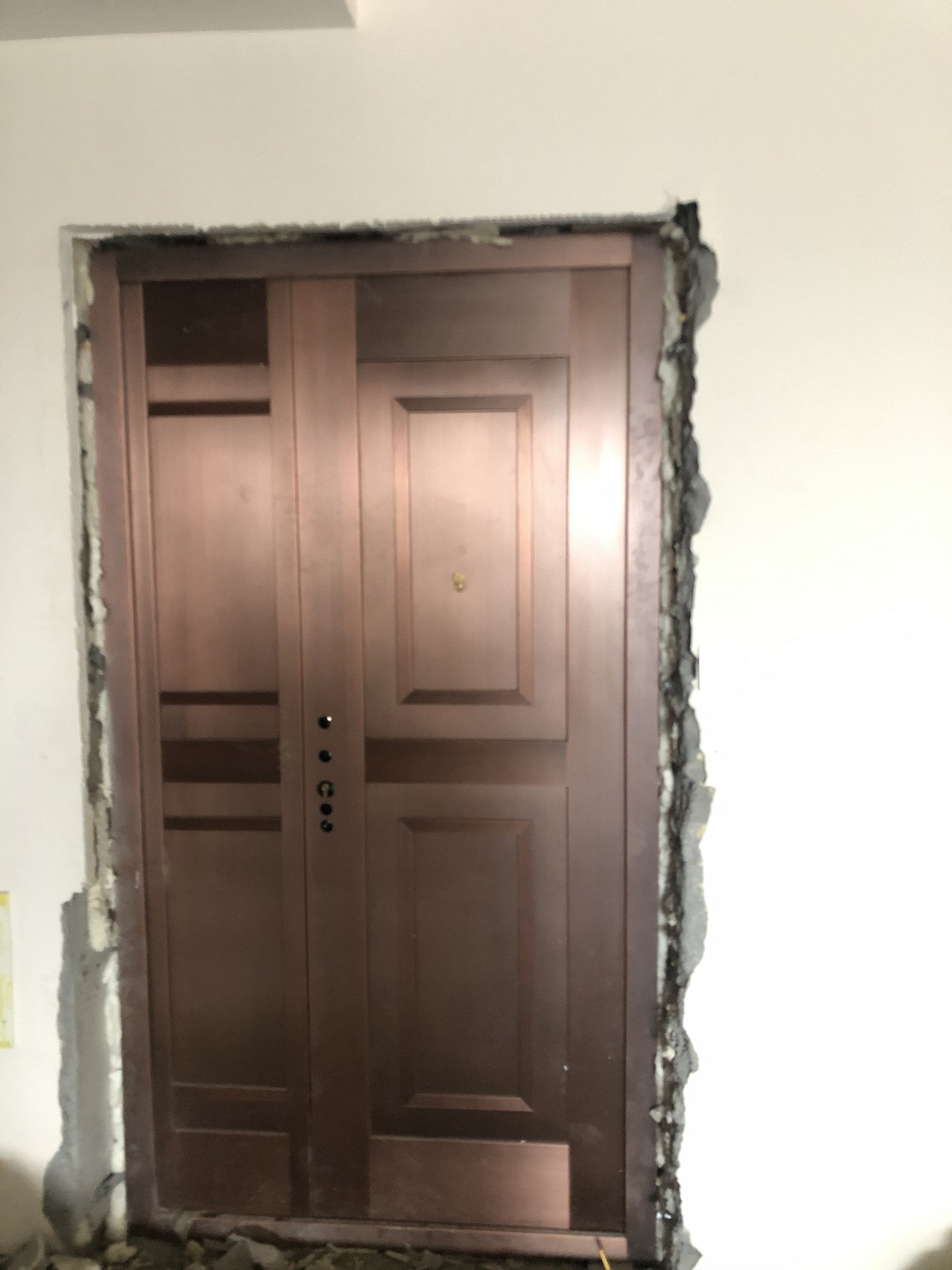 2020恒大集團別（bié）墅銅門（mén）安裝現場