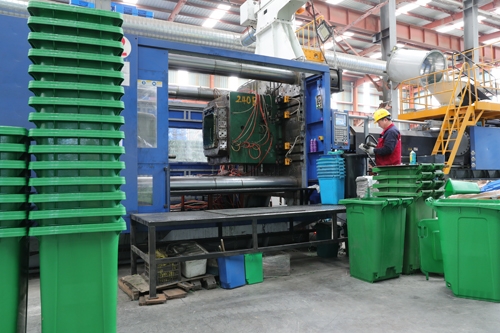 環（huán）衛（wèi）垃圾桶生產（chǎn）基地