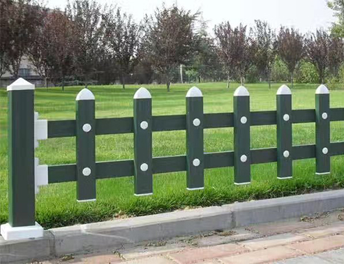 草坪護欄廠（chǎng）家